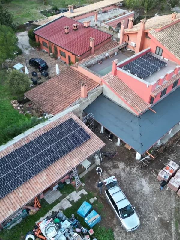 11,6 kWp + 24 kWh + 22 kW - Roma (RM)