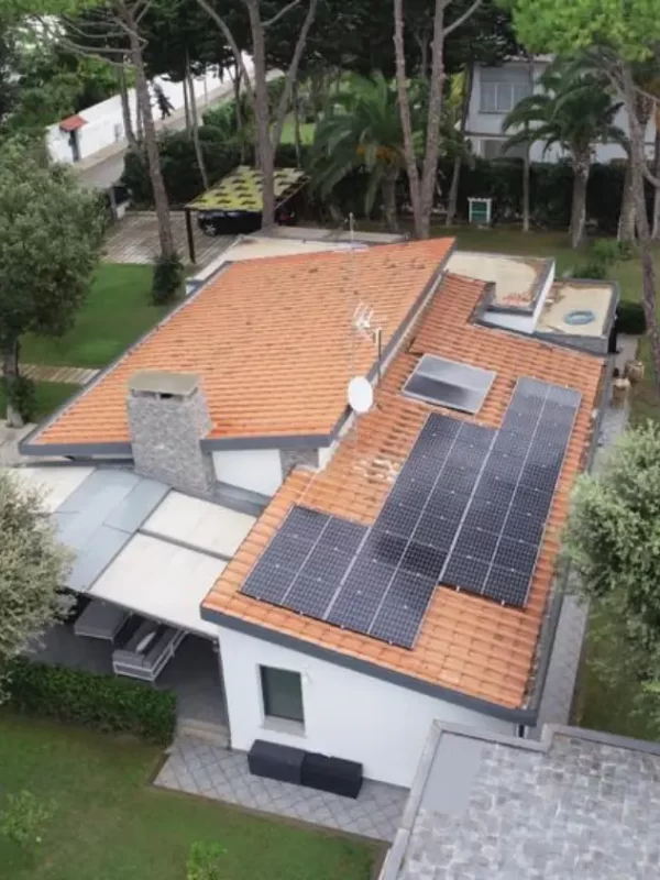 10,4 kWp + 24 kWh - Fiumicino (RM)